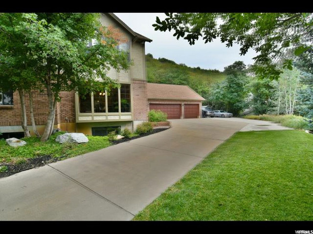 2047 S Ridgehill Dr E, Bountiful, UT 84010 — photo 3