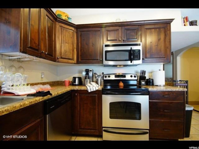 8855 S 90 E, Sandy, UT 84070 — photo 4