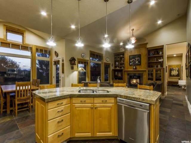 4462 S Bountiful Ridge Dr, Bountiful, UT 84010 — photo 12