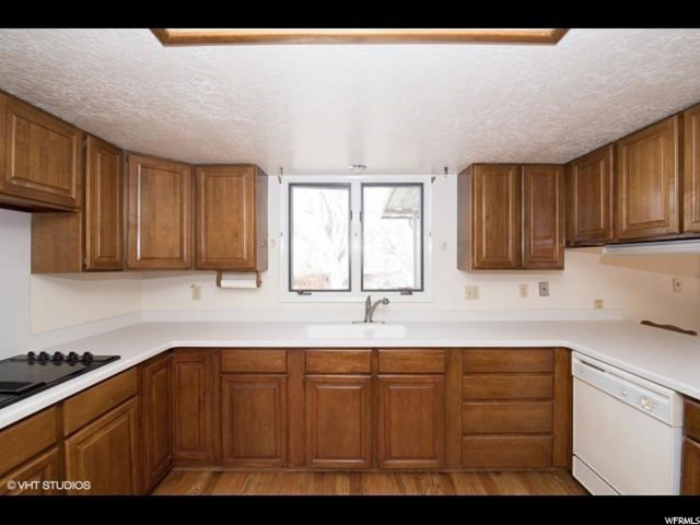 3054 S 150 E, Bountiful, UT 84010 — photo 9