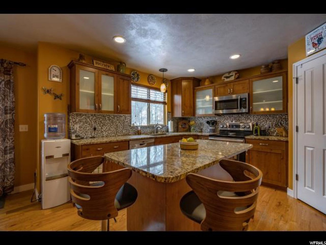 2195 E Cherry Meadows Ln N, Layton, UT 84040 — photo 2