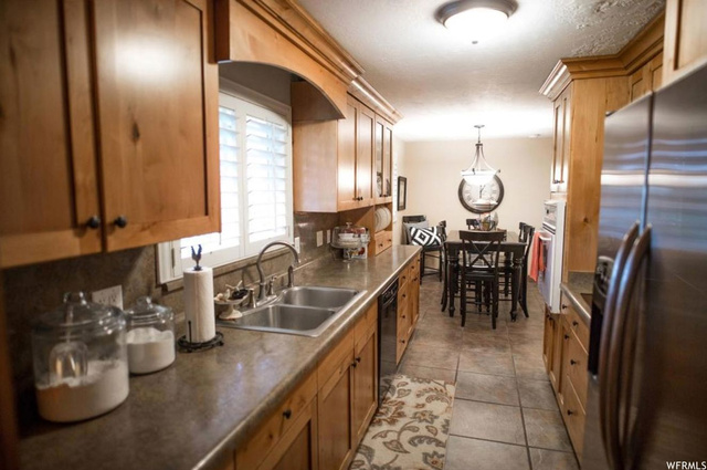 1335 N 400 E, Bountiful, UT 84010 — photo 12