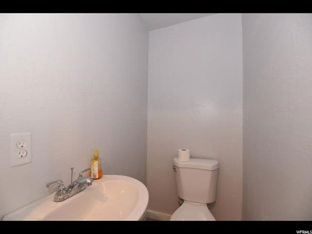 2004 W 4800 S, Roy, UT 84067 — photo 9