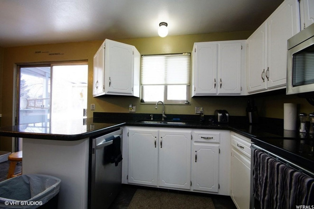 9436 S 220 E, Sandy, UT 84070 — photo 4