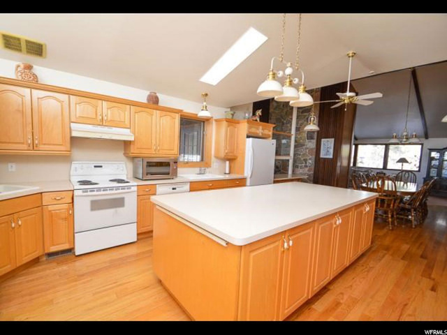 663 E Oak Ln, Kaysville, UT 84037 — photo 8