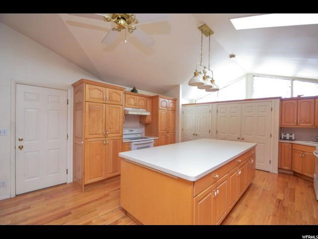 663 E Oak Ln, Kaysville, UT 84037 — photo 10