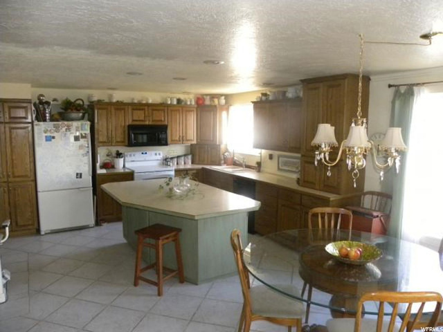 2762 E Brinton Way N, Layton, UT 84040 — photo 7