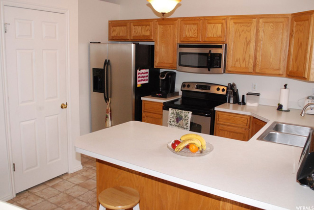 468 W 500 N, Clearfield, UT 84015 — photo 5