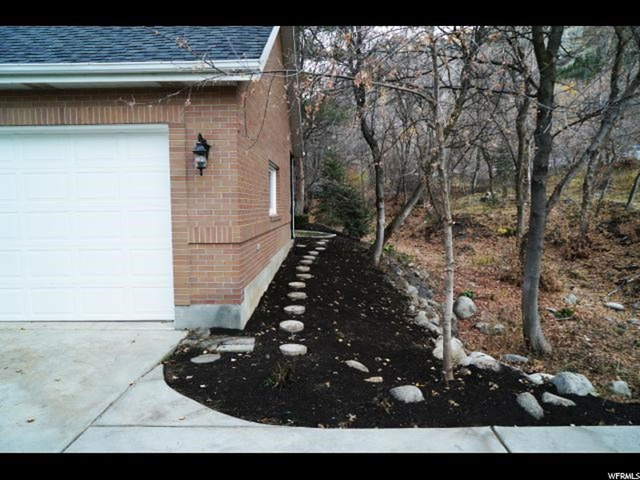 4048 E Canyon View Pl, Sandy, UT 84092 — photo 7
