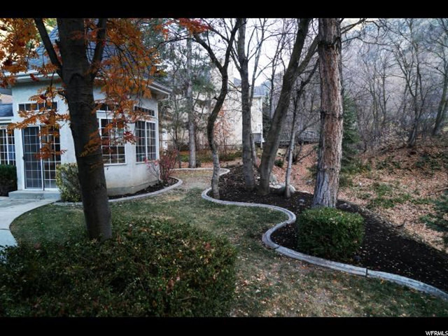 4048 E Canyon View Pl, Sandy, UT 84092 — photo 4