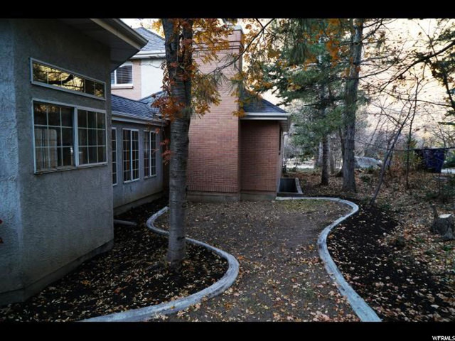 4048 E Canyon View Pl, Sandy, UT 84092 — photo 10