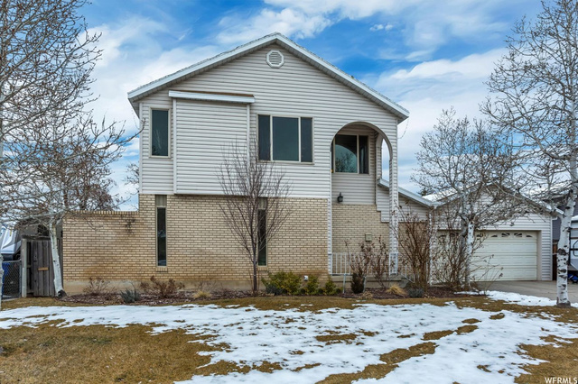 209 E Marla Way, Midvale, UT 84047 — photo 2