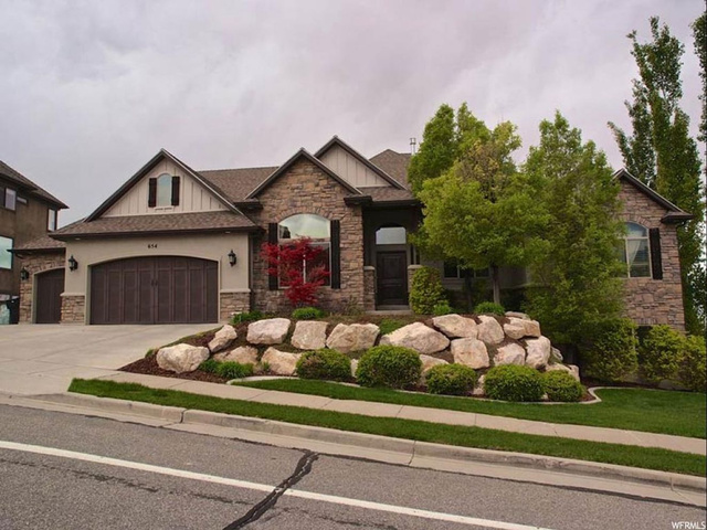 654 E Eagleridge Dr S, North Salt Lake, UT 84054