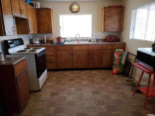645 E 600 S, Price, UT 84501 — photo 4