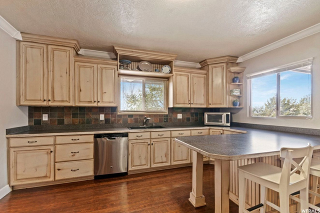 637 N 200 St E, Lindon, UT 84042 — photo 2