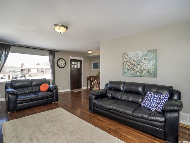 693 W 3300 S, Bountiful, UT 84010 — photo 7
