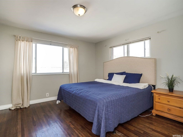 693 W 3300 S, Bountiful, UT 84010 — photo 4