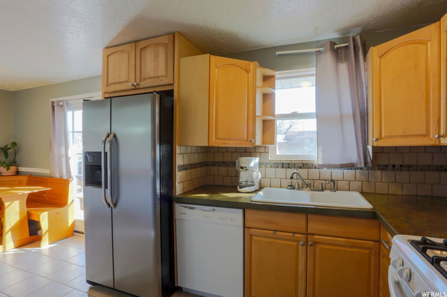 2767 W 1650 N, Clinton, UT 84015 — photo 12