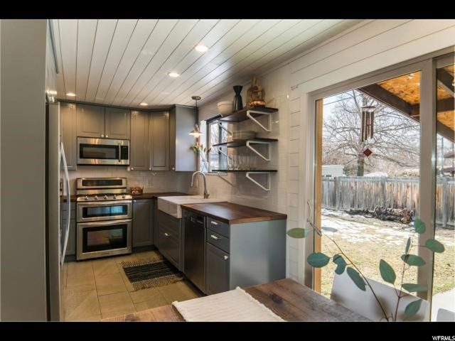 7858 S 210 E, Sandy, UT 84070 — photo 9