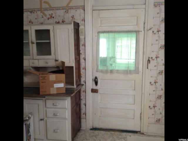 323 S 400 E, Spring City, UT 84662 — photo 9