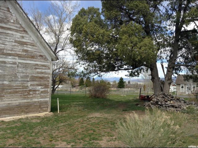 323 S 400 E, Spring City, UT 84662 — photo 4