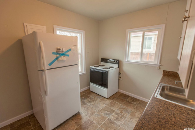 223 E 200 S, Kaysville, UT 84037 — photo 7