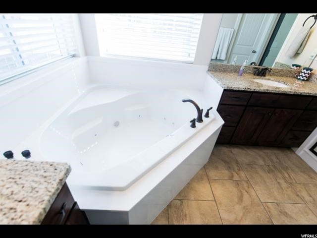 5914 Exeter Dr E, Mountain Green, UT 84050 — photo 11