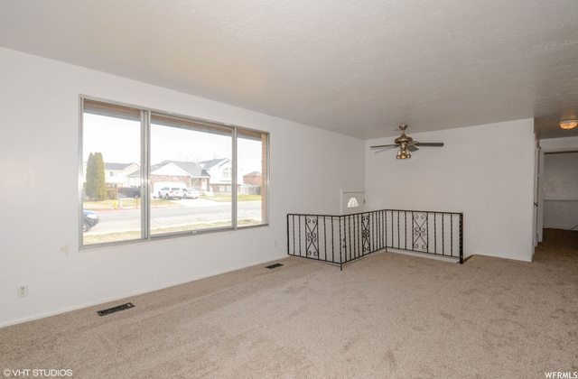 1657 N 1500 W, Clinton, UT 84015 — photo 2