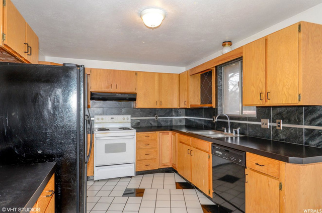 1657 N 1500 W, Clinton, UT 84015 — photo 10