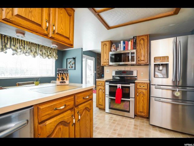 2738 E 1650 N, Layton, UT 84040 — photo 11