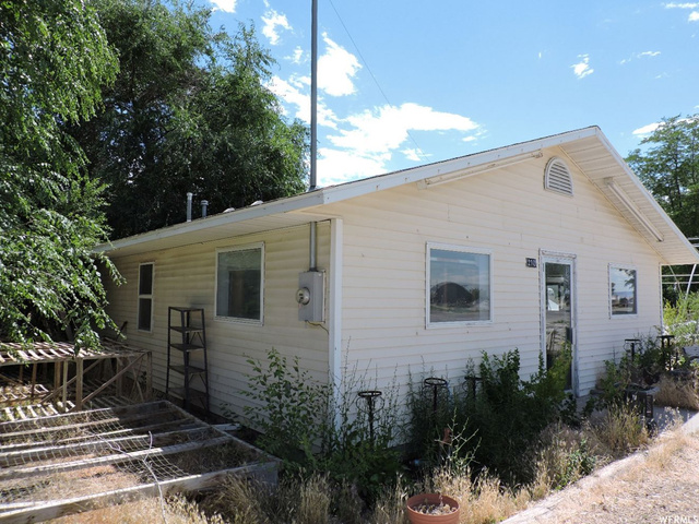 210 E 500 N N, Hinckley, UT 84635 — photo 3