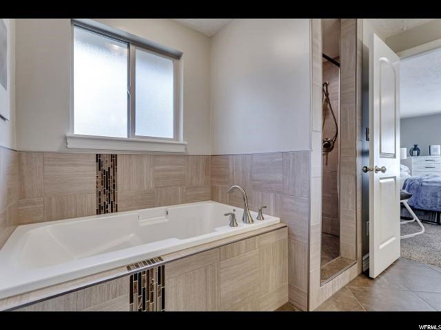 4128 Lakeview Dr, Ogden, UT 84403 — photo 12