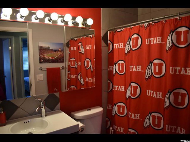 139 E 5200 S, Washington Terrace, UT 84405 — photo 9
