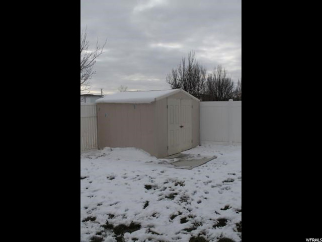 2156 N 2090 W, Clinton, UT 84015 — photo 2