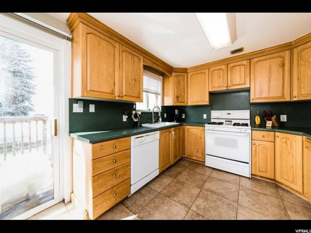 280 S 500 E, Hyrum, UT 84319 — photo 4