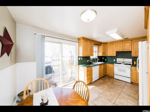 280 S 500 E, Hyrum, UT 84319 — photo 2