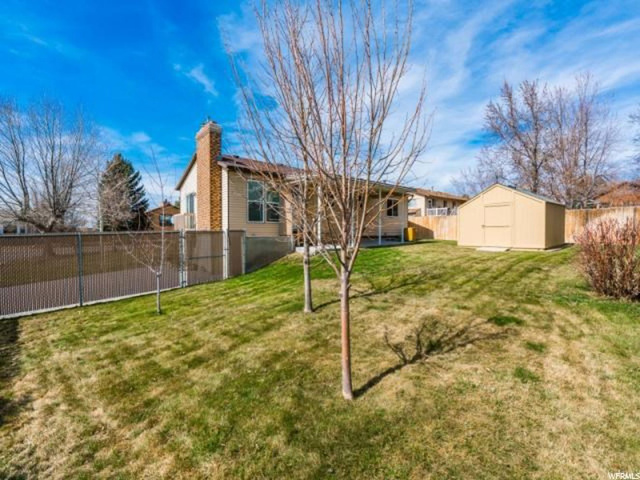 904 N 1500 E, Layton, UT 84040 — photo 2