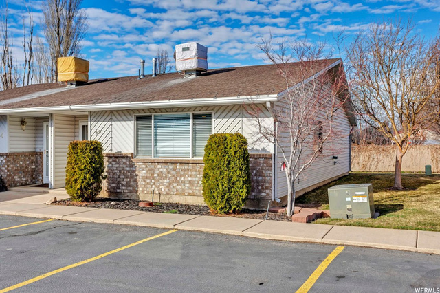 947 S Canyon Rd E #59, Ogden, UT 84401 — photo 3