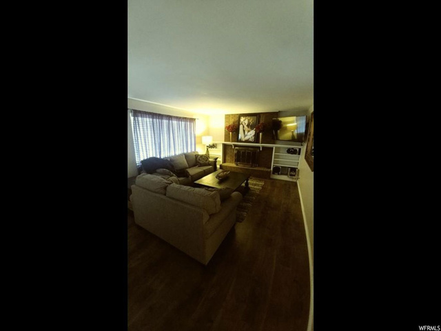 998 E Country Rd, Fruit Heights, UT 84037 — photo 2