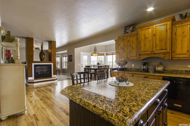 467 E Foxstone Cv, Draper, UT 84020 — photo 10
