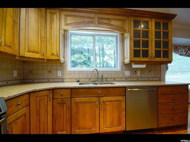 2969 Ksel Dr E, Sandy, UT 84092 — photo 5