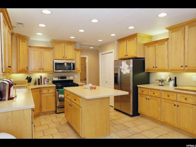 2575 W 2550 S, West Haven, UT 84401 — photo 8