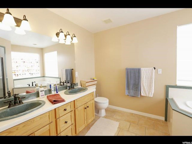 2575 W 2550 S, West Haven, UT 84401 — photo 6