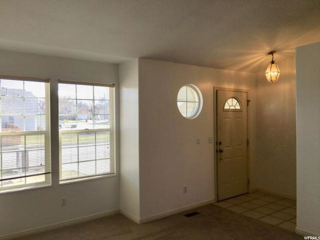 1041 N 575 W, Clinton, UT 84015 — photo 9