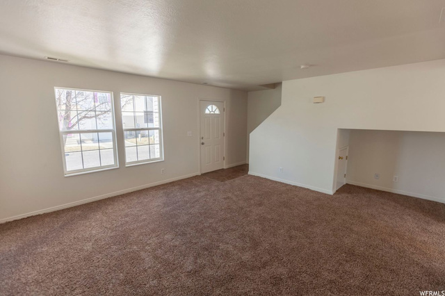 2018 N 2165 W, Clinton, UT 84015 — photo 4