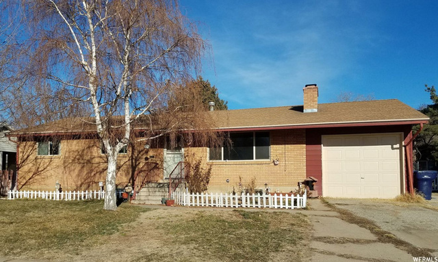 5942 S 2250 W, Roy, UT 84067