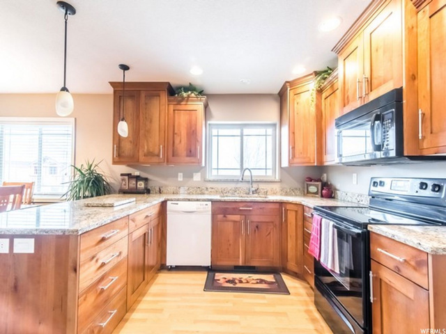 865 E 550 N, Wellsville, UT 84339 — photo 3