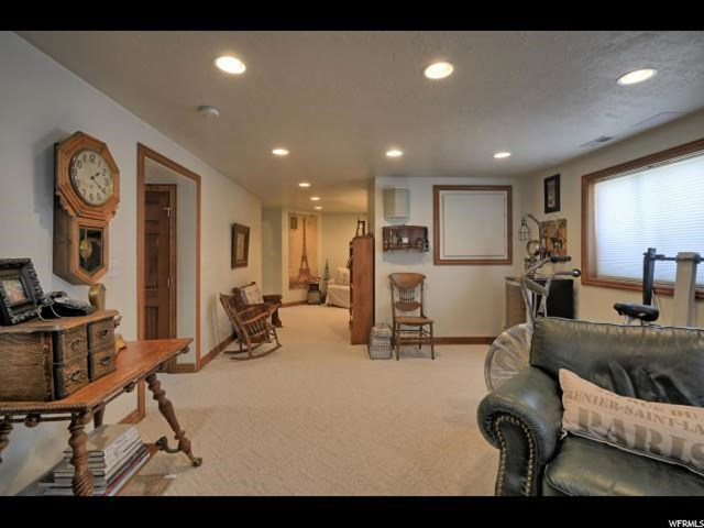 2830 Carriage Ln, Uintah, UT 84403 — photo 6