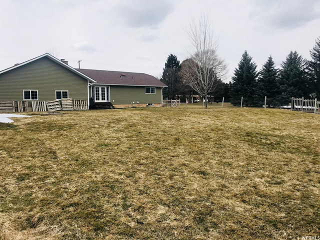 75 S 600 E, Hyrum, UT 84319 — photo 5