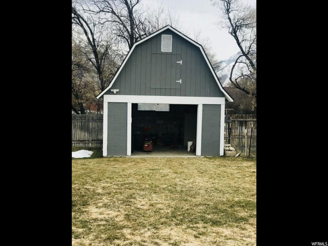 75 S 600 E, Hyrum, UT 84319 — photo 8